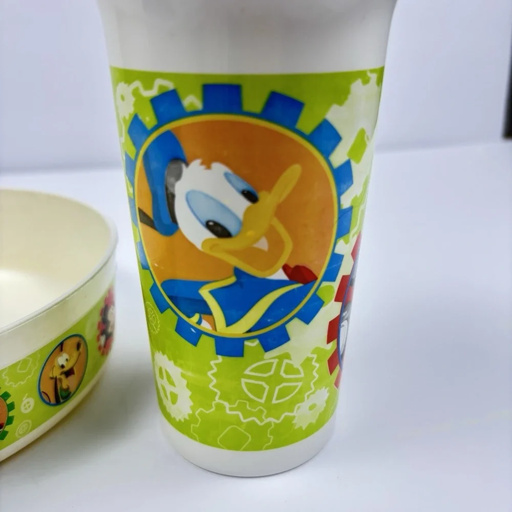 Tupperware Mickey Mouse & Friends Cereal Bowl and Beverage Cup Both‎ With Lids